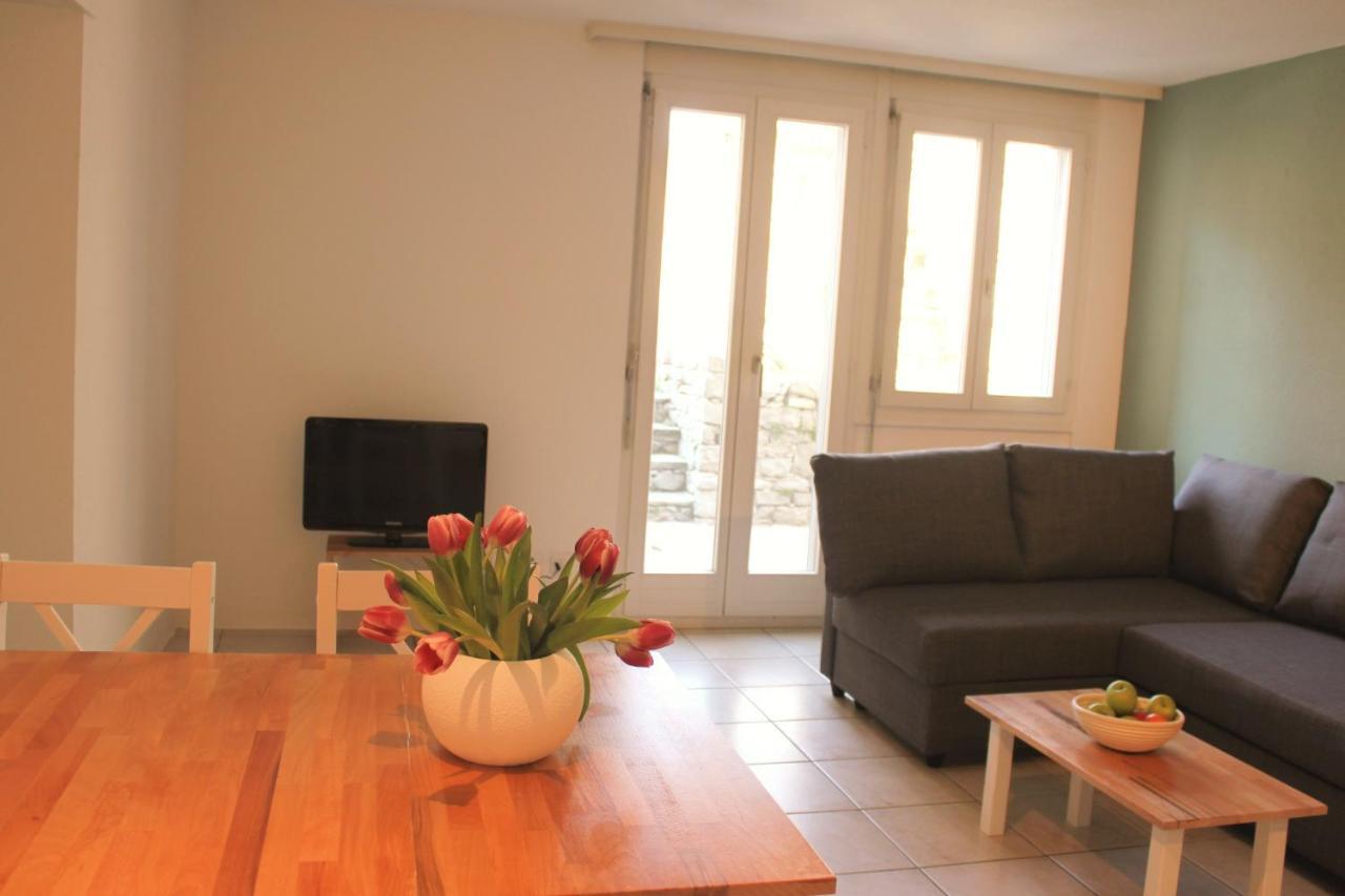 Casa Gialla Russo Buitenkant foto