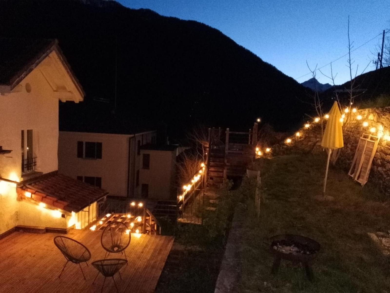 Casa Gialla Russo Buitenkant foto