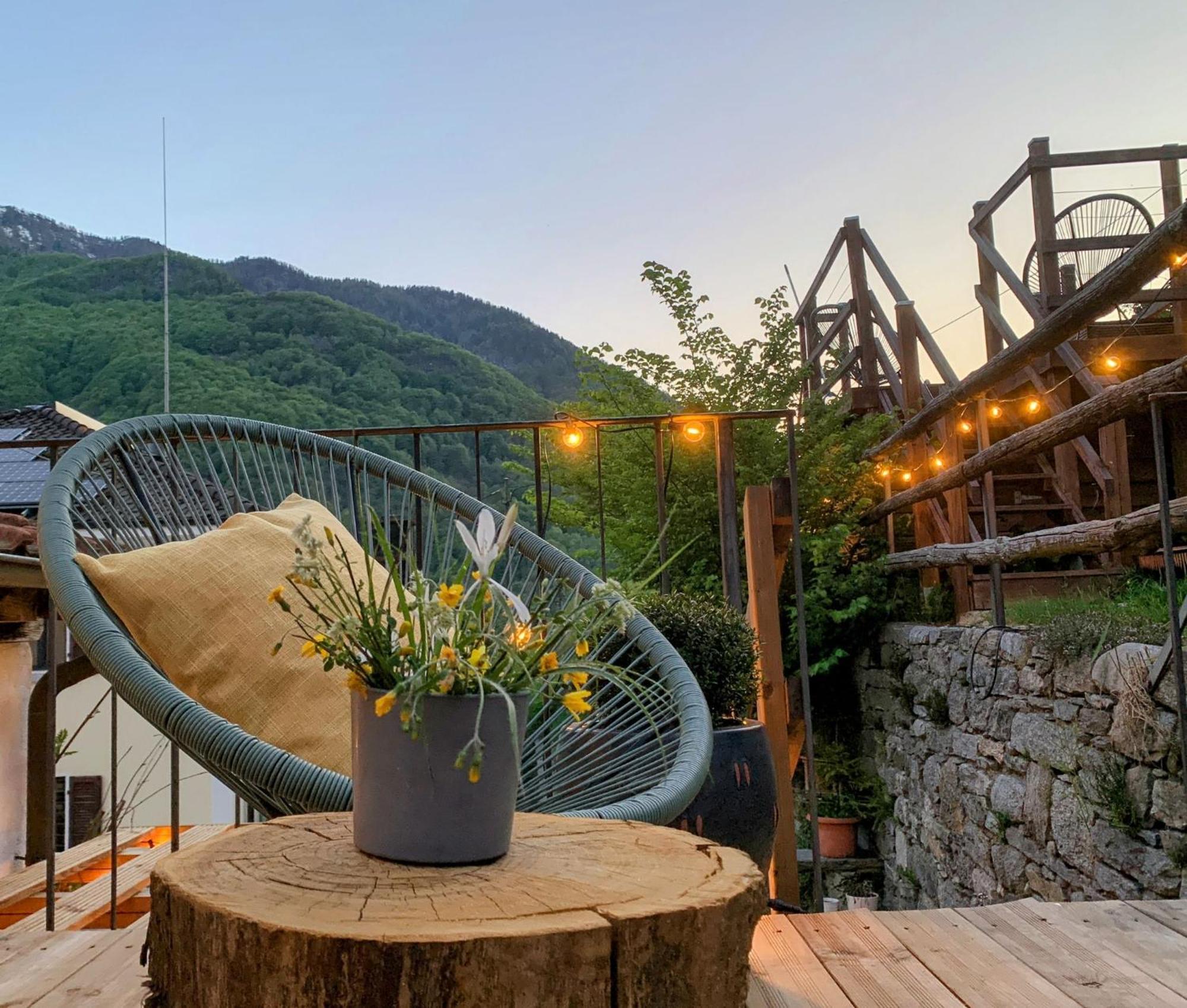 Casa Gialla Russo Buitenkant foto