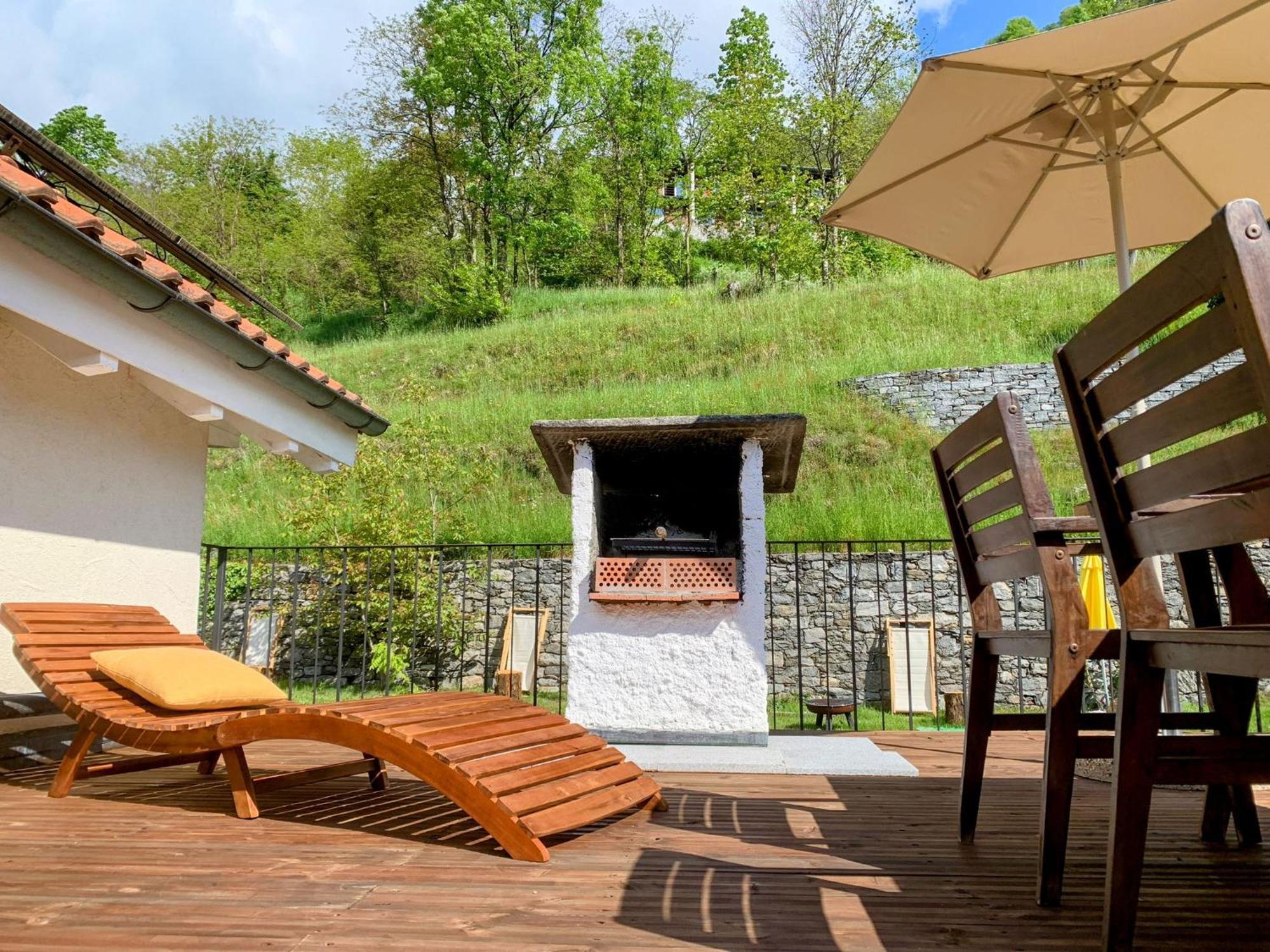 Casa Gialla Russo Buitenkant foto
